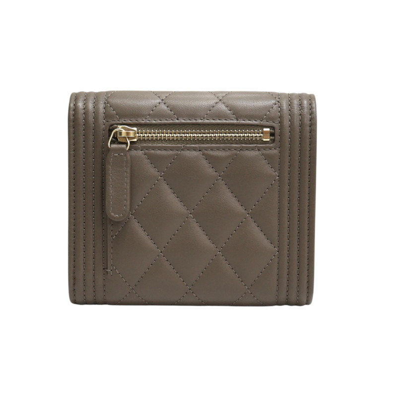 棕色羊皮 扣式 三折 短夾【CHANEL 香奈兒】-1