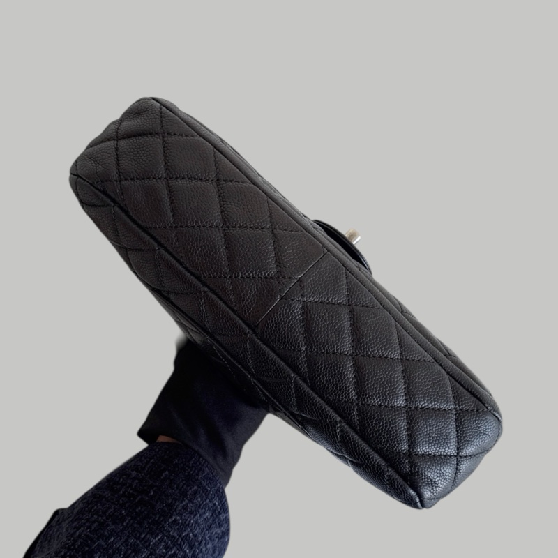 Chanel Caviar Cf-4