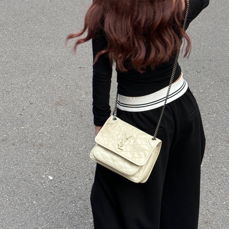 【極新🎁 配件滿】 YSL Baby NIKI 「專櫃最新款D釦」 斜背包（專櫃96,850）-6