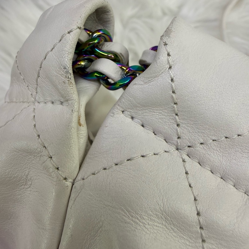 Chanel 22 mini bag-12