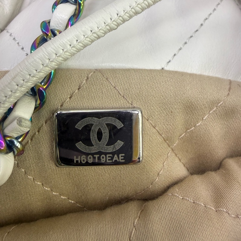 Chanel 22 mini bag-19