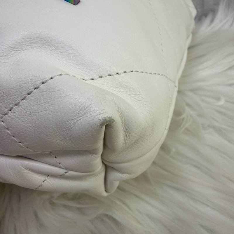 Chanel 22 mini bag-24