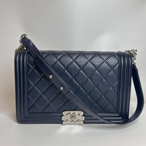 CHANEL BOY28 牛皮洞洞 藍銀 19開
