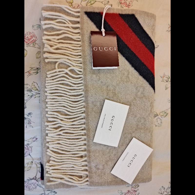 GUCCI 滿版GG logo羊毛圍巾（奶茶色）-0