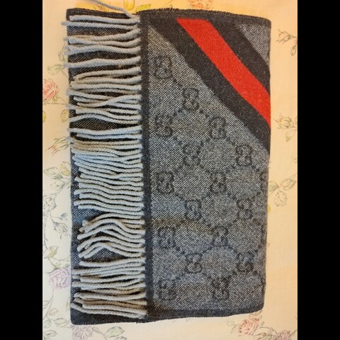 GUCCI 滿版GG logo羊毛圍巾