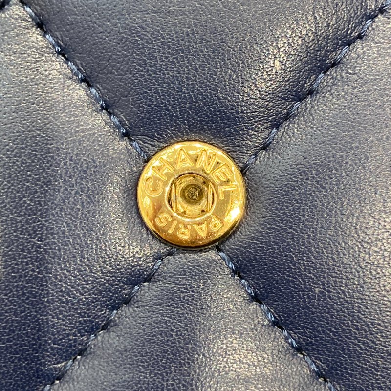 CHANEL 香奈兒 A80286 BOY系列 羊皮 長夾 海軍藍 金釦-31