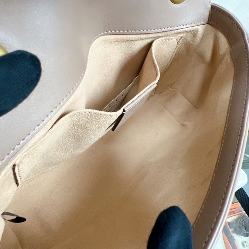Gucci marmont 22 藕粉馬夢鏈條包-9