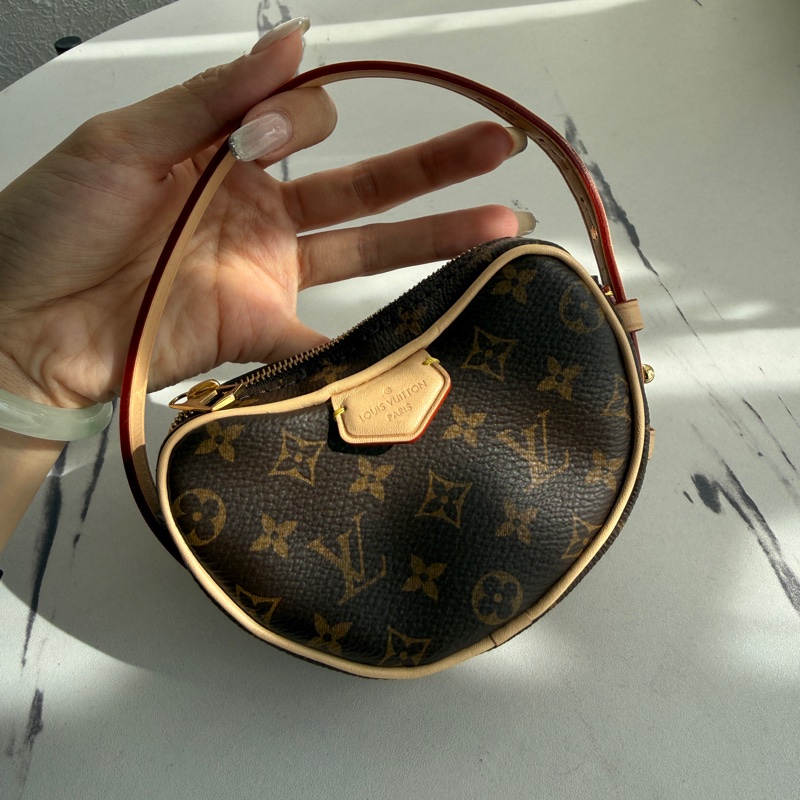 lv超好看的豌豆包 會再給一個小碗豆 買大送小-13