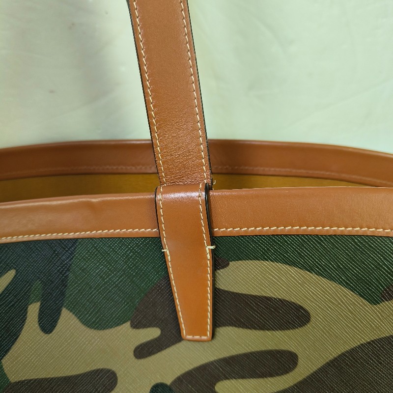 【🐴馬上下單最優惠】🧧限時降價至2/11（原$27800）【8成新】㊣✨CELINE✨(附防塵袋)印字 迷彩 大款 緹花 水桶包 媽媽包 購物包 托特包/二手包/保證正品🌳二手樹屋🌳-21