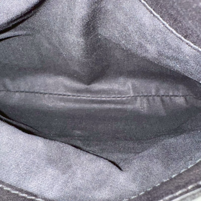 ❤️外出無腦帶 金色菱格小吊飾釦式手提斜背包-9