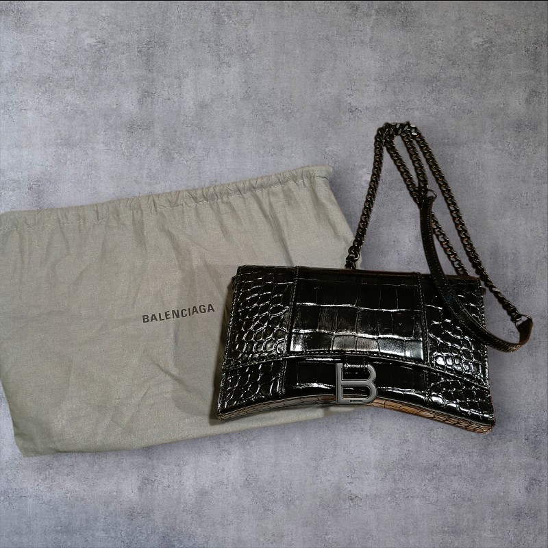 【🐴馬上下單最優惠】🧧限時降價至2/11（原$27800）㊣✨BALENCIAGA✨巴黎世家（附防塵袋）黑色 鱷魚紋 鏈條 沙漏包 肩背包 斜背包 手拿包/二手包/二手精品/保證正品🌳二手樹屋🌳-1