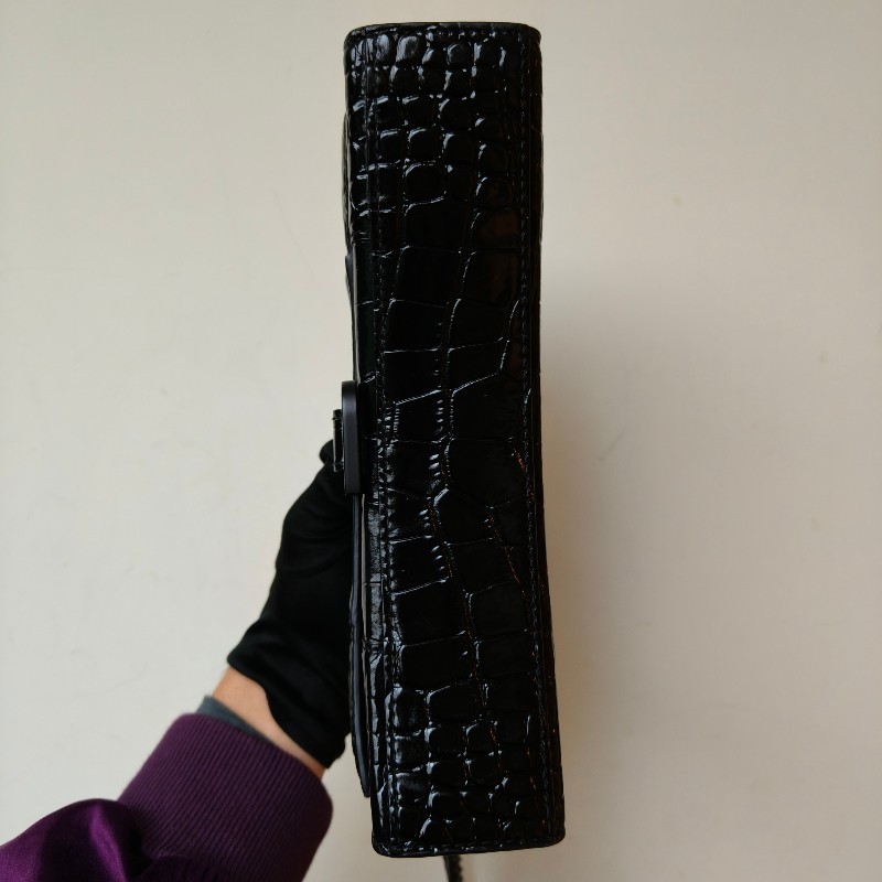 【🐴馬上下單最優惠】🧧限時降價至2/11（原$27800）㊣✨BALENCIAGA✨巴黎世家（附防塵袋）黑色 鱷魚紋 鏈條 沙漏包 肩背包 斜背包 手拿包/二手包/二手精品/保證正品🌳二手樹屋🌳-7
