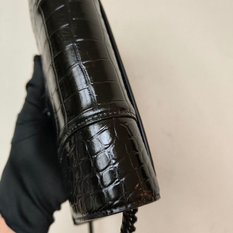 【🐴馬上下單最優惠】🧧限時降價至2/11（原$27800）㊣✨BALENCIAGA✨巴黎世家（附防塵袋）黑色 鱷魚紋 鏈條 沙漏包 肩背包 斜背包 手拿包/二手包/二手精品/保證正品🌳二手樹屋🌳-19