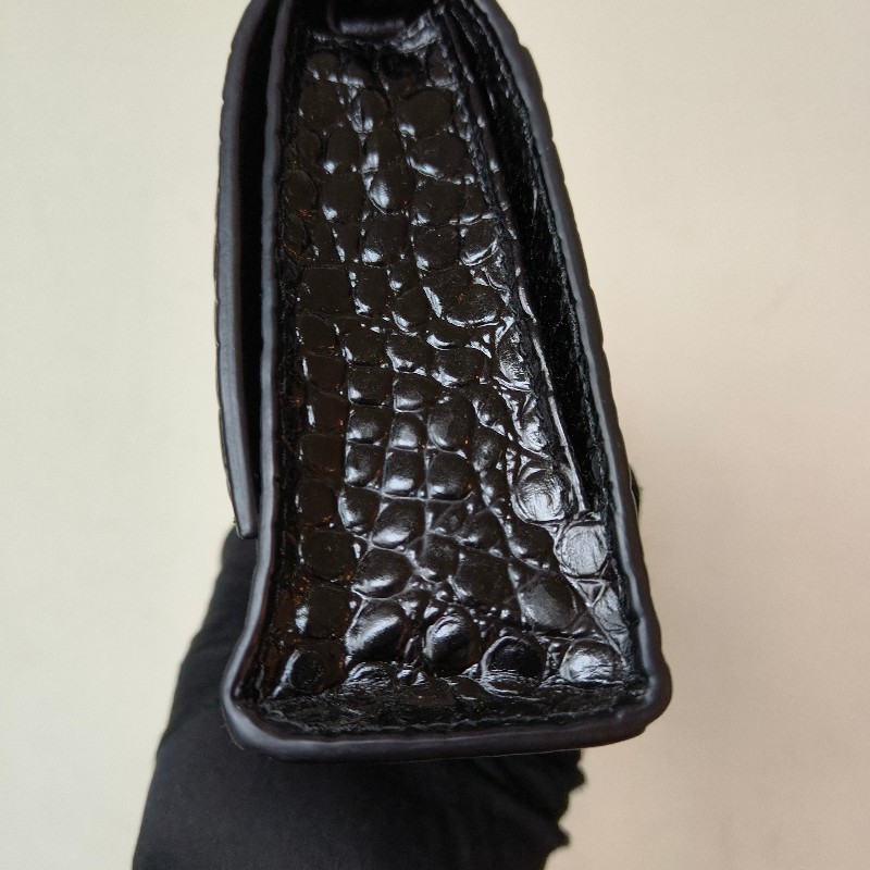 【🐴馬上下單最優惠】🧧限時降價至2/11（原$27800）㊣✨BALENCIAGA✨巴黎世家（附防塵袋）黑色 鱷魚紋 鏈條 沙漏包 肩背包 斜背包 手拿包/二手包/二手精品/保證正品🌳二手樹屋🌳-22