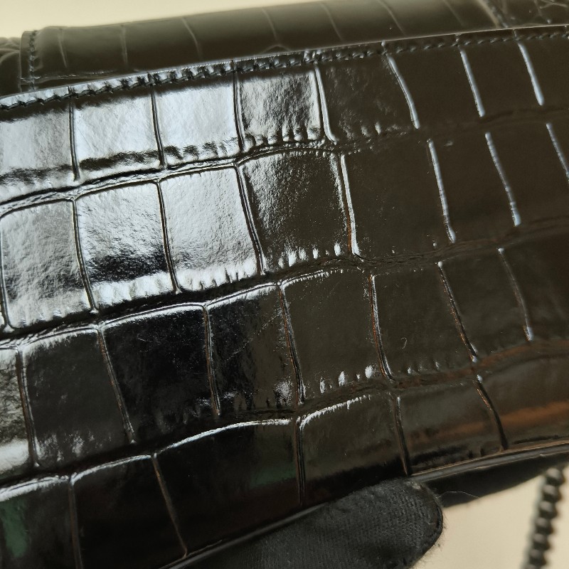 【🐴馬上下單最優惠】🧧限時降價至2/11（原$27800）㊣✨BALENCIAGA✨巴黎世家（附防塵袋）黑色 鱷魚紋 鏈條 沙漏包 肩背包 斜背包 手拿包/二手包/二手精品/保證正品🌳二手樹屋🌳-27