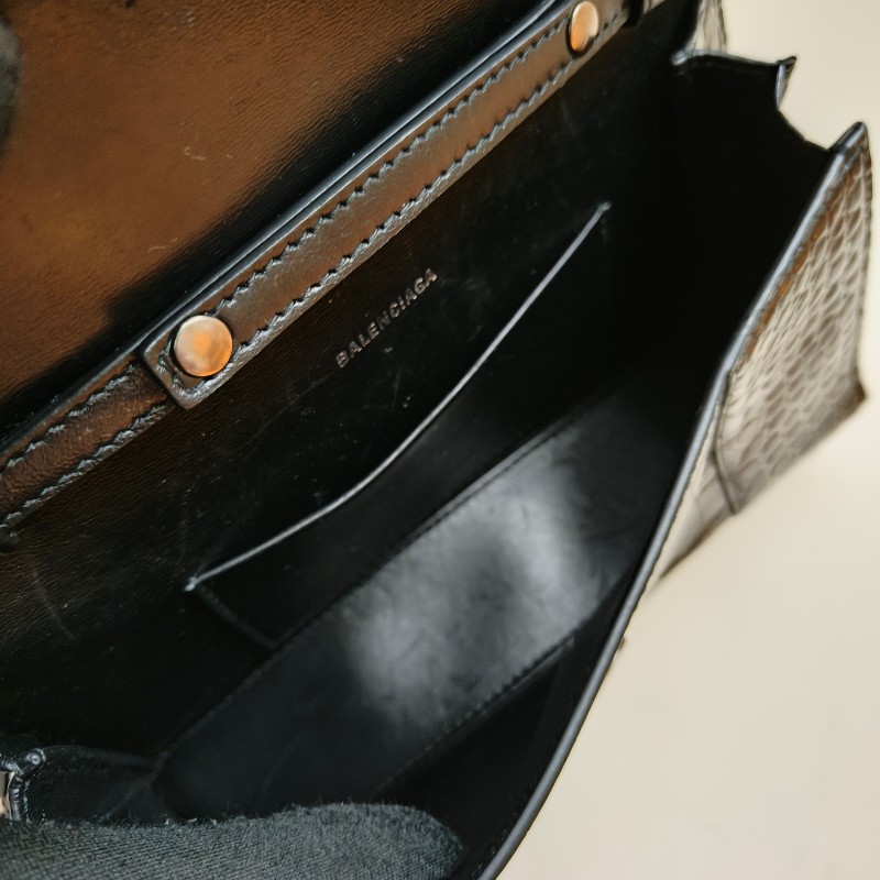 【🐴馬上下單最優惠】🧧限時降價至2/11（原$27800）㊣✨BALENCIAGA✨巴黎世家（附防塵袋）黑色 鱷魚紋 鏈條 沙漏包 肩背包 斜背包 手拿包/二手包/二手精品/保證正品🌳二手樹屋🌳-42