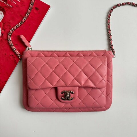 ✨近九成新 Chanel 粉色羊皮菱格紋斜背包