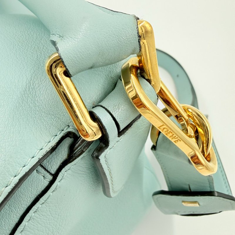 LOEWE水藍色金釦牛皮中號PUZZLE-17