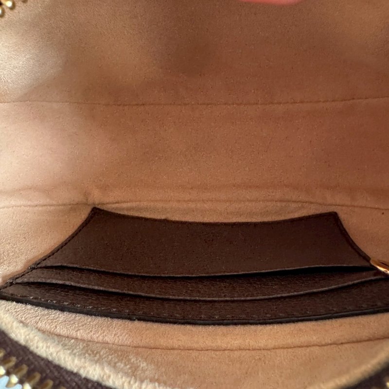 🎉時尚單品 GUCCI 經典老花彎月迷你腋下包-2