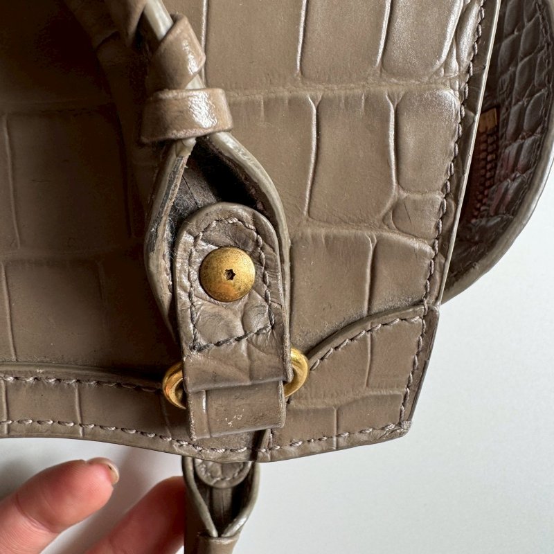 ✨超級可愛 BALENCIAGA 灰色鱷魚壓紋CITY MINI 機車包-17