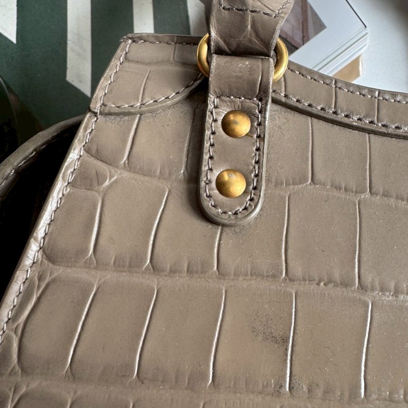 ✨超級可愛 BALENCIAGA 灰色鱷魚壓紋CITY MINI 機車包-31