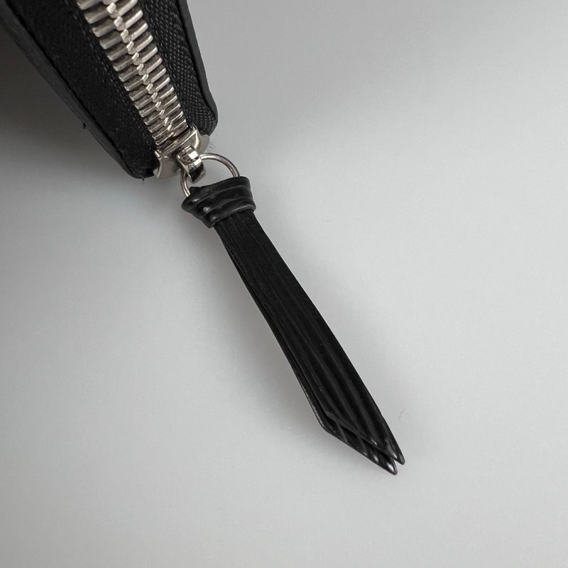 LV M60915 黑水波紋ㄇ拉長夾-9