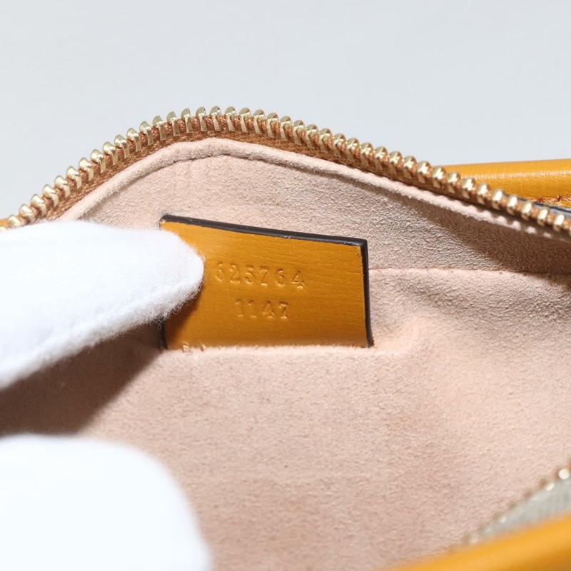 【日本直送】GUCCI GG Supreme 手拿包 PVC 米色金色 625764 正品 ka1692V-10