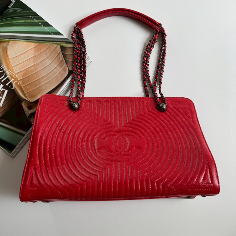 🎉不用5萬元的香奈兒 Chanel 紅牛皮壓紋鏈包-0