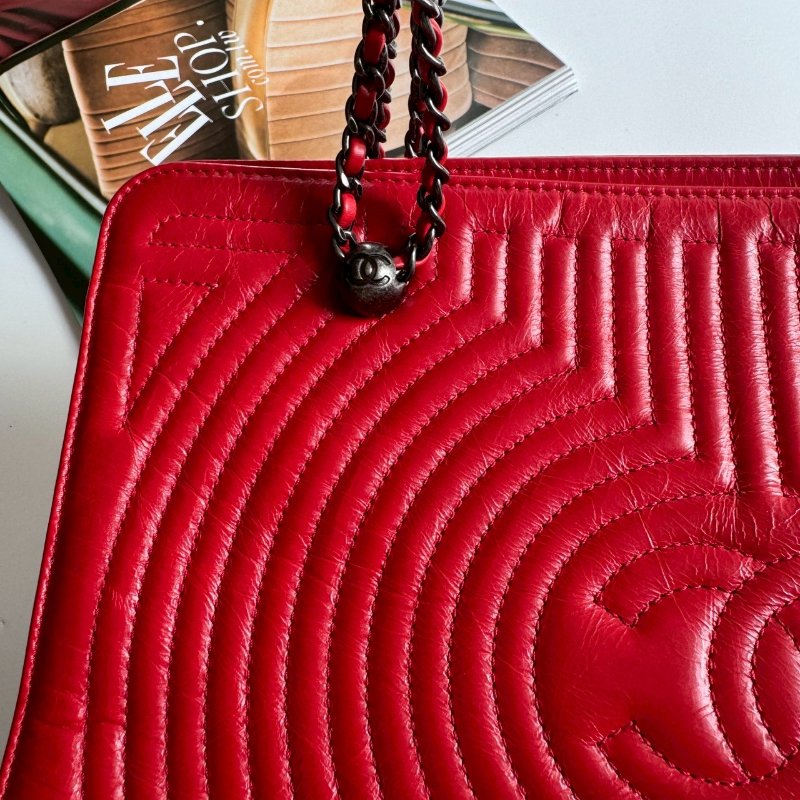 🎉不用5萬元的香奈兒 Chanel 紅牛皮壓紋鏈包-7