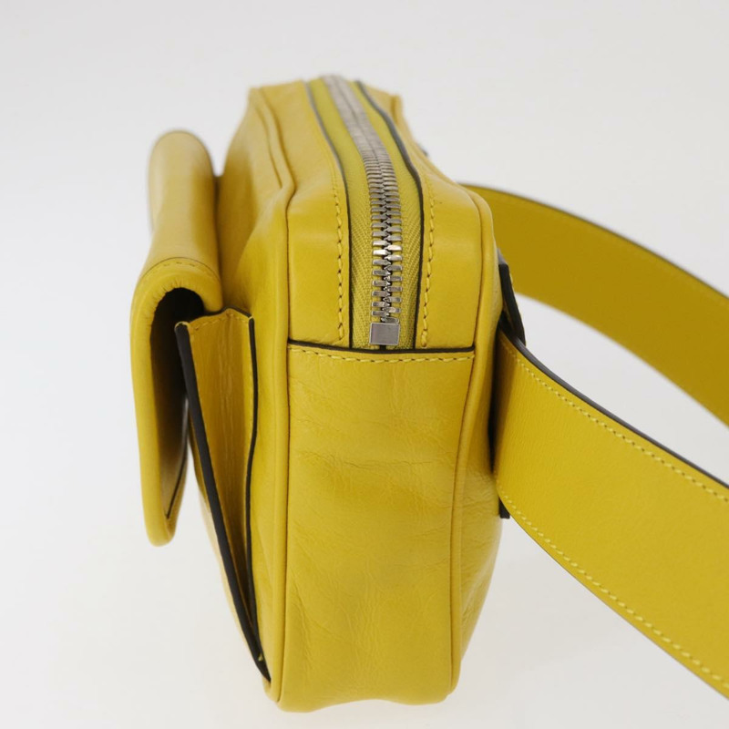 【日本直送】GUCCI 腰包 皮革 黃色 銀色 598080 正品 ka1647M-2