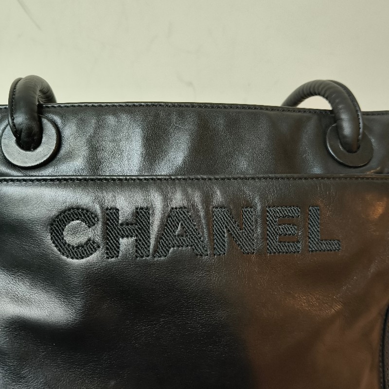 【🐴馬上下單最優惠】🧧限時降價至2/11（原$33800）㊣✨CHANEL✨香奈兒 黑色 老香 小香 雷標 保卡 琥珀 流蘇 托特包 肩背包 文件包/二手包/二手精品🌳二手樹屋🌳-18