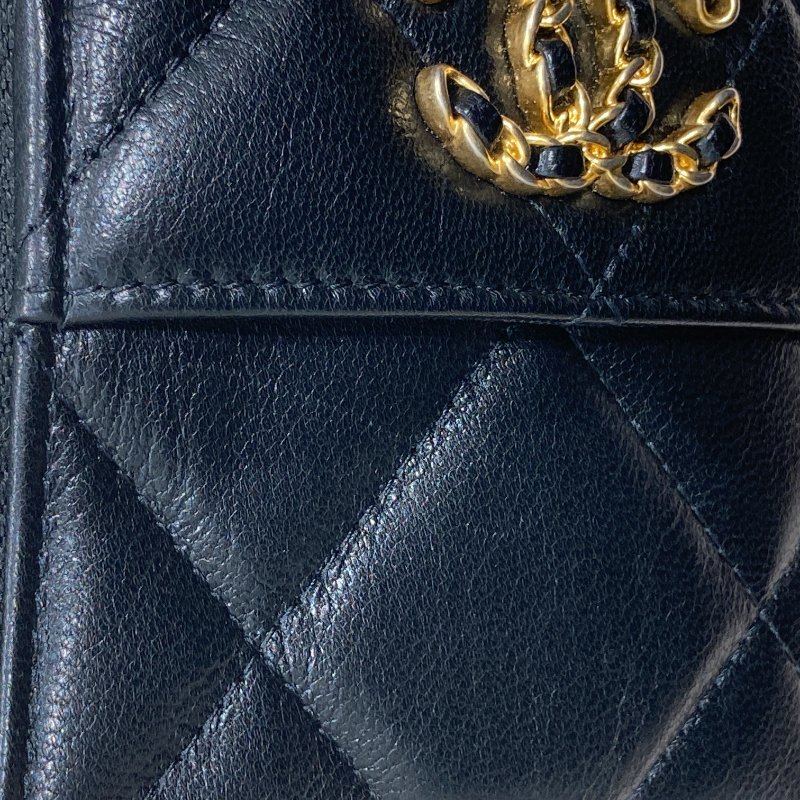 CHANEL 香奈兒 CHANEL19 羊皮 機票/護照夾 黑色 金釦-8