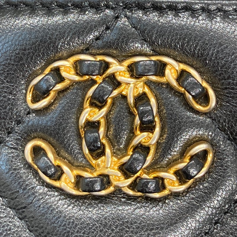 CHANEL 香奈兒 CHANEL19 羊皮 機票/護照夾 黑色 金釦-13