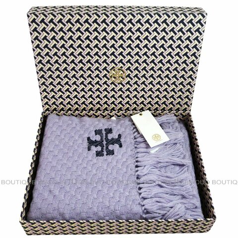 金鐸精品~2487 TORY BURCH 經典LOGO薰衣草紫色針織羊毛圍巾 近新展示品