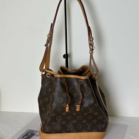 LOUIS VUITTON Noe BB老花水桶包