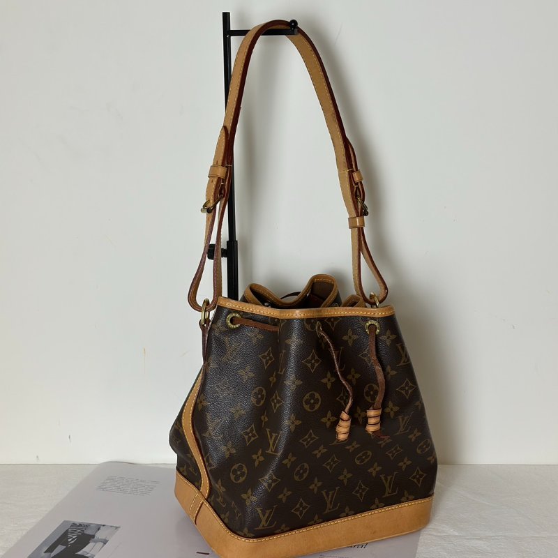 LOUIS VUITTON Noe BB老花水桶包-2