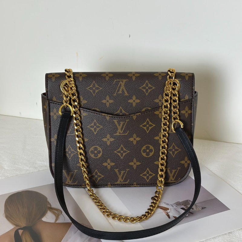 LOUIS VUITTON Passy郵差包-4