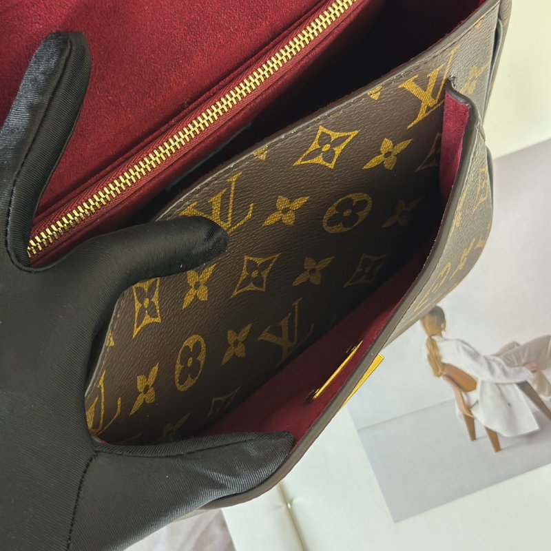 LOUIS VUITTON Passy郵差包-8