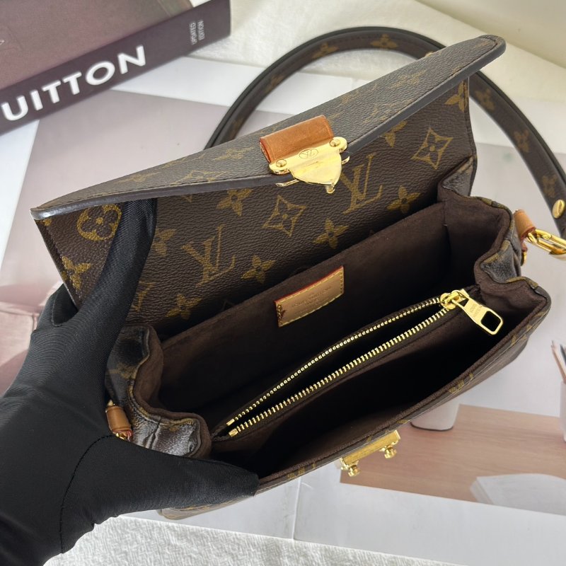 LOUIS VUITTON Pochette metis east west郵差包-7