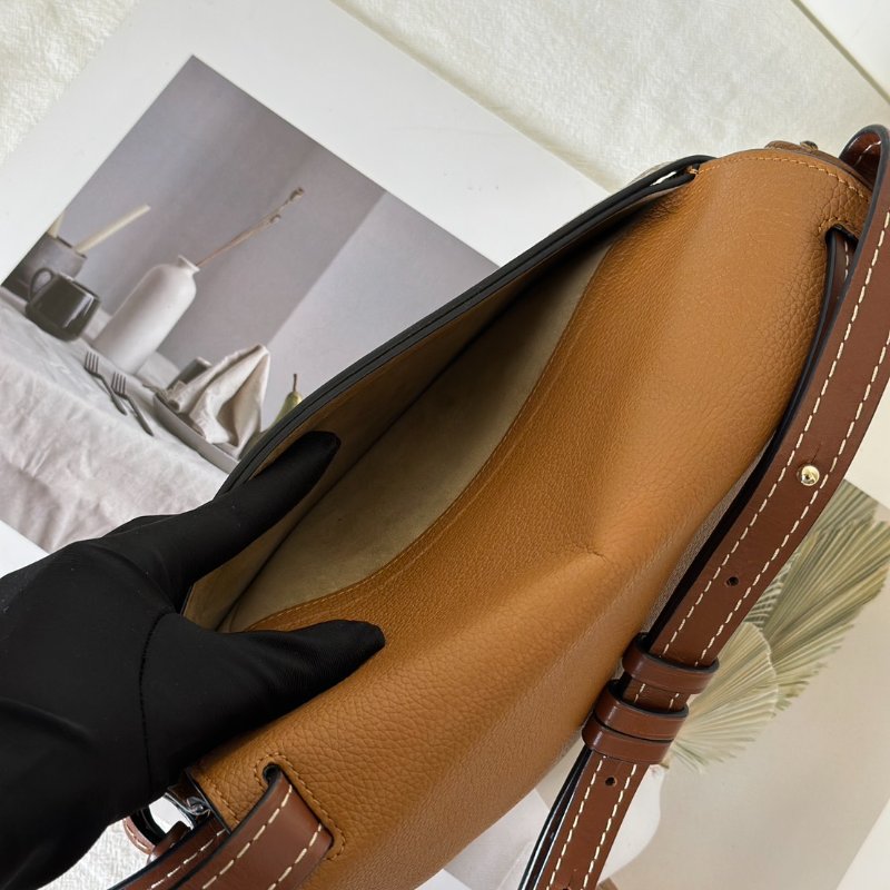 LOEWE Gate馬鞍包 - 中號焦糖棕-8