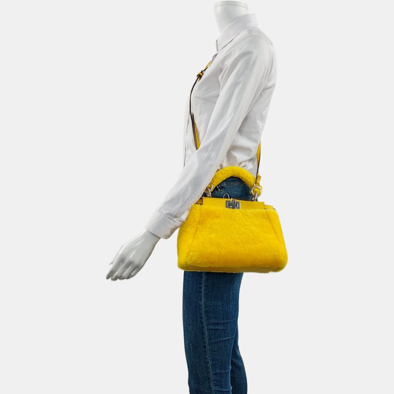 FENDI Peekaboo迷你黃色皮草單肩包斜挎包手提包銀色五金可拆卸肩帶-1