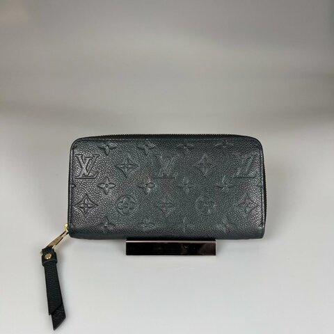 LV Ｍ61864 黑壓紋ㄇ拉長夾