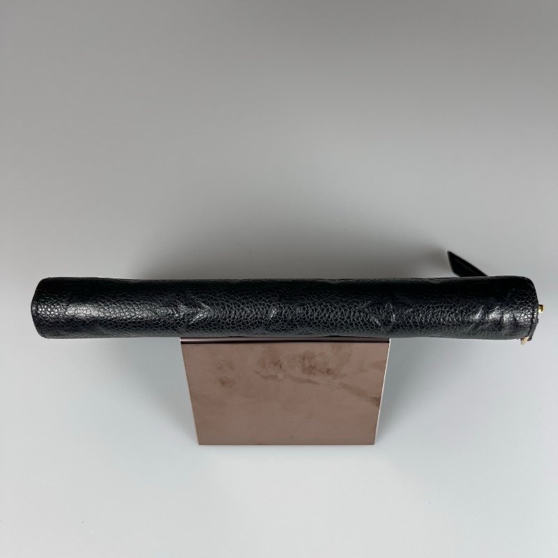 LV Ｍ61864 黑壓紋ㄇ拉長夾-4