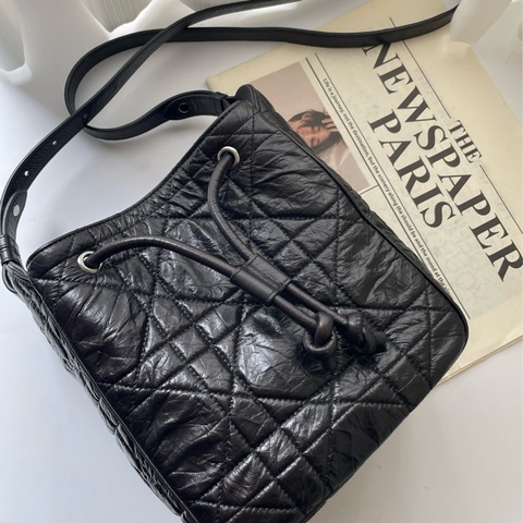 ▪️富貴選物FUGUEI▪️DIOR MISS DIOR  D-motion 水桶包 黑銀