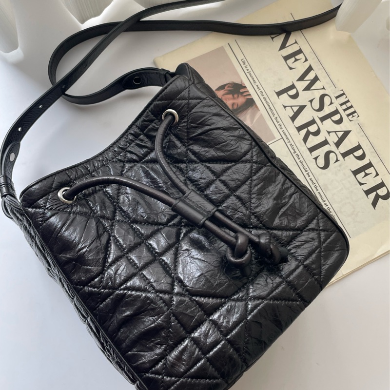 ▪️富貴選物FUGUEI▪️DIOR MISS DIOR  D-motion 水桶包 黑銀-0