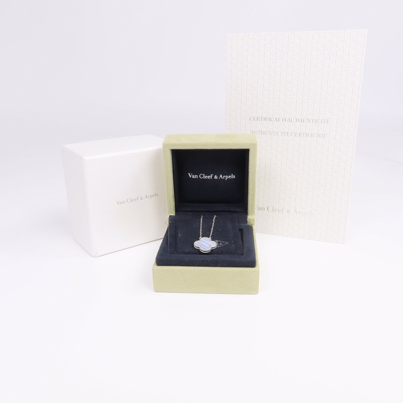 Van Cleef & Arpels 18K白金Vintage Alhambra Pendant玉髓吊墜-7