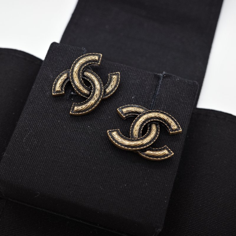 Chanel 香奈兒 CC Logo 仿舊金色 黑色琺瑯 耳針式耳環-2