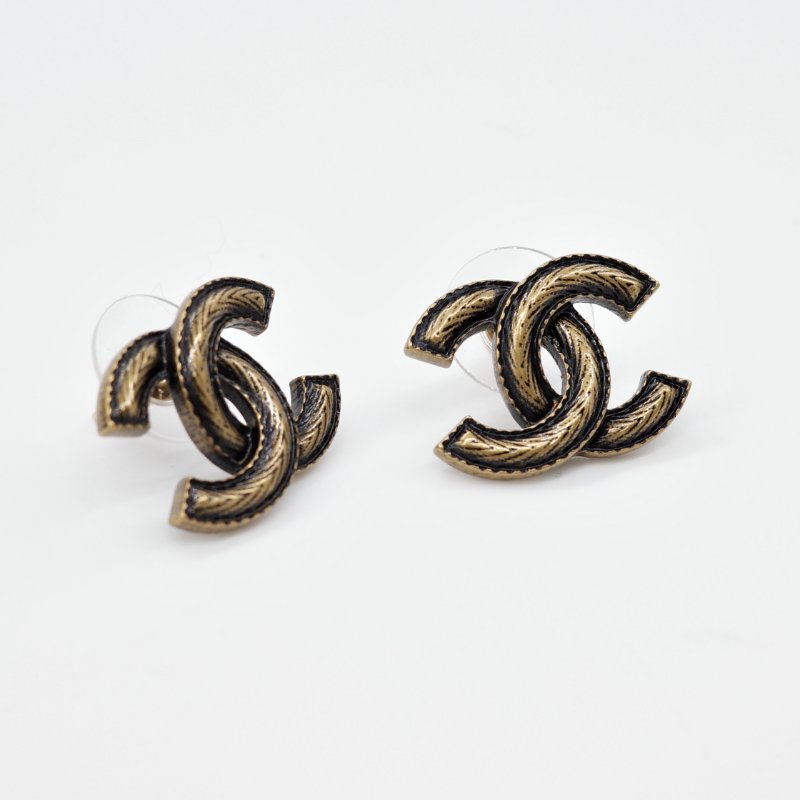 Chanel 香奈兒 CC Logo 仿舊金色 黑色琺瑯 耳針式耳環-5