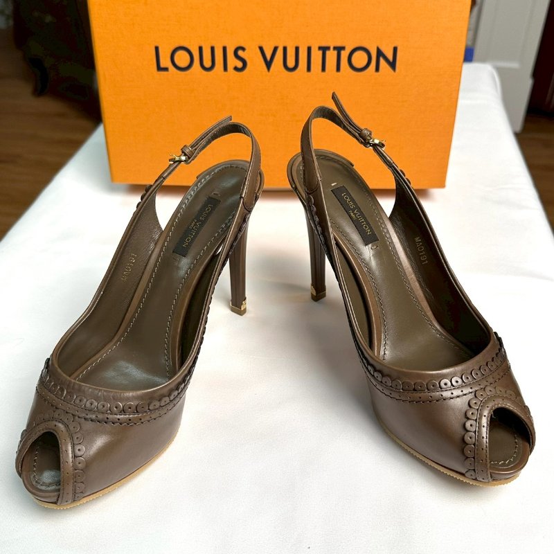 Louis Vuitton 經典焦糖棕露趾高跟鞋 鞋碼37.5-5