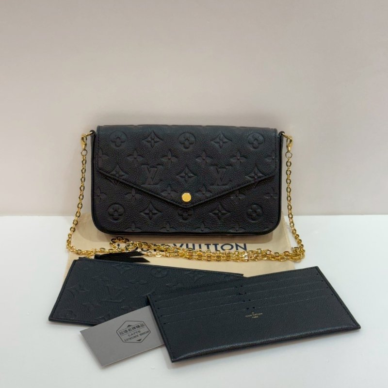 LV 全皮壓紋 三合一 斜背包/側背包/WOC  M82477 9成新-0